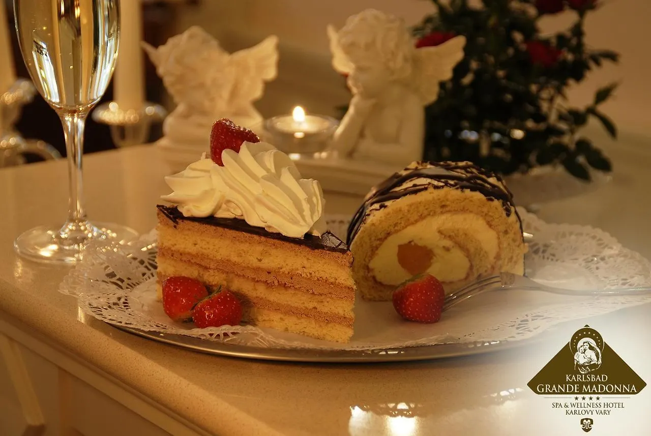 Hotel Karlsbad Grande Madonna 4*,