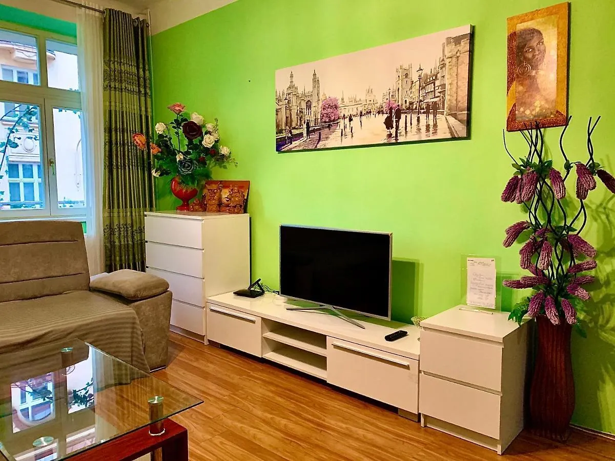 Ferienwohnung Blue Rose Apartman Karlsbad