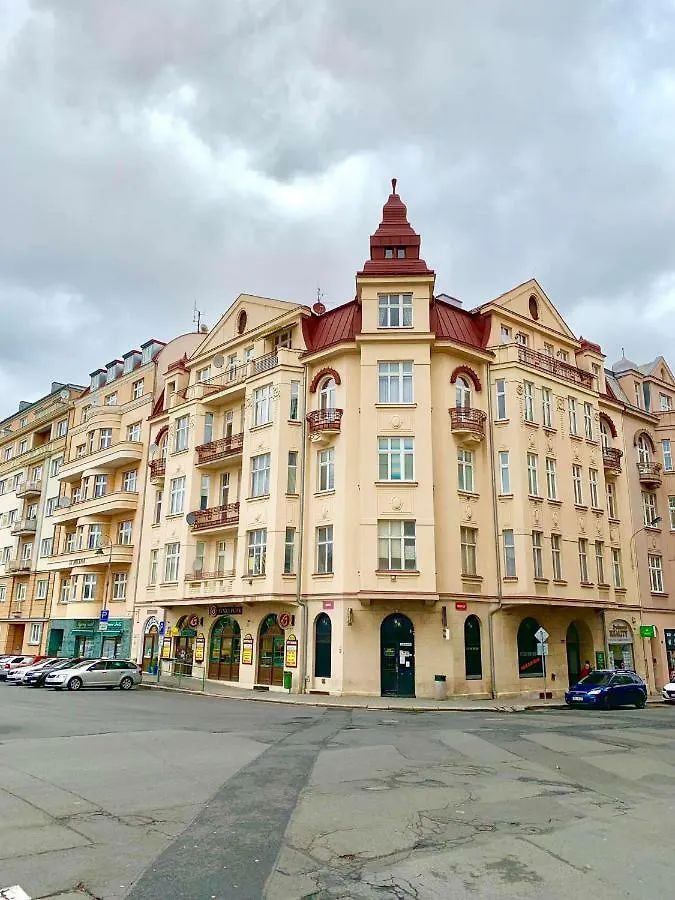 Ferienwohnung Blue Rose Apartman Karlsbad 0*,