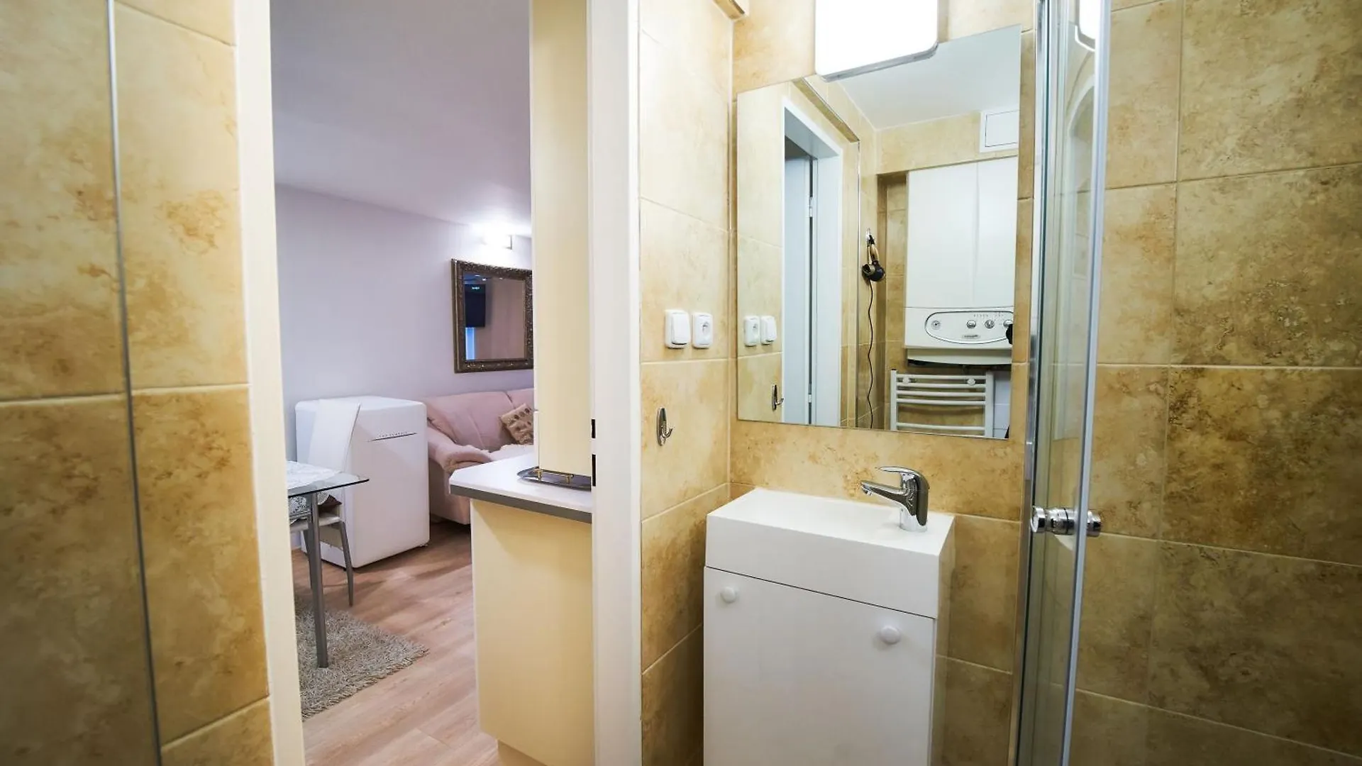 Gasthof Bluestars Apartments Karlsbad
