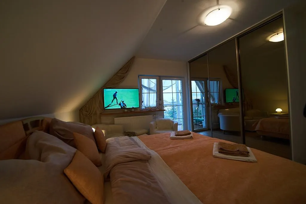 Bluestars Apartments Karlsbad Gasthof
