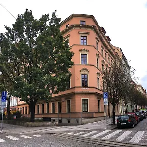 Ginosi Elema Apartel Apartment Prague