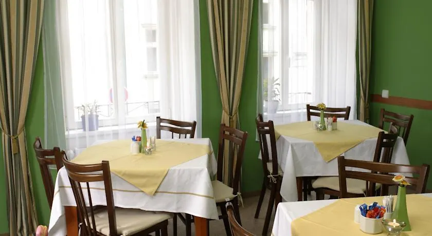 Hotel Boston Karlovy Vary 3*,