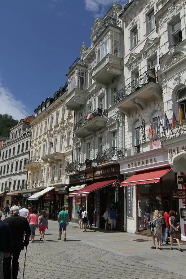 Boutique Apartment Owned By Emperor Peter The Great With 2 Balconies & Jacuzzi Karlsbad Tschechische Republik