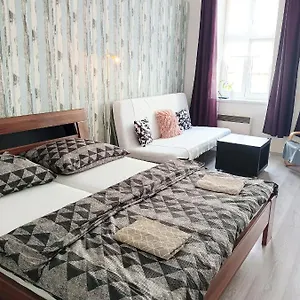 Apartament Apartman Hybesova
