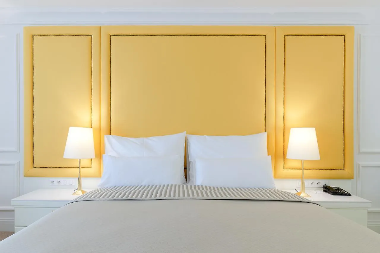 Boutique Hotel Corso Karlovy Vary 4*,