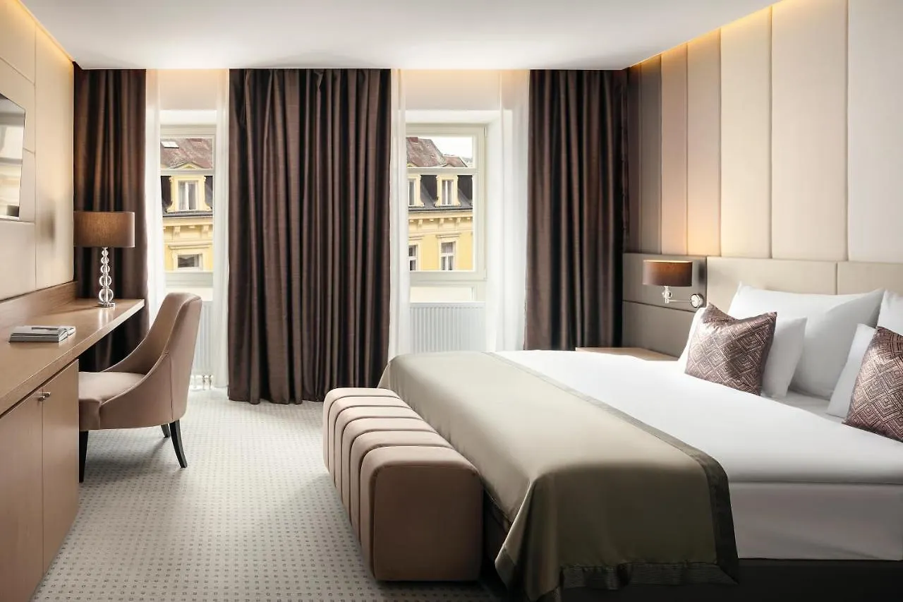 Boutique Hotel Saxonia Karlowe Wary