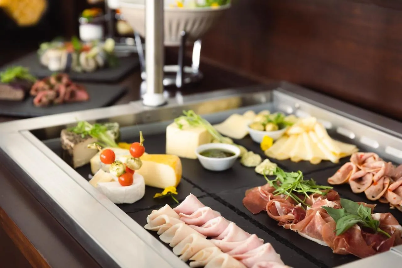 Boutique Hotel Saxonia Karlowe Wary