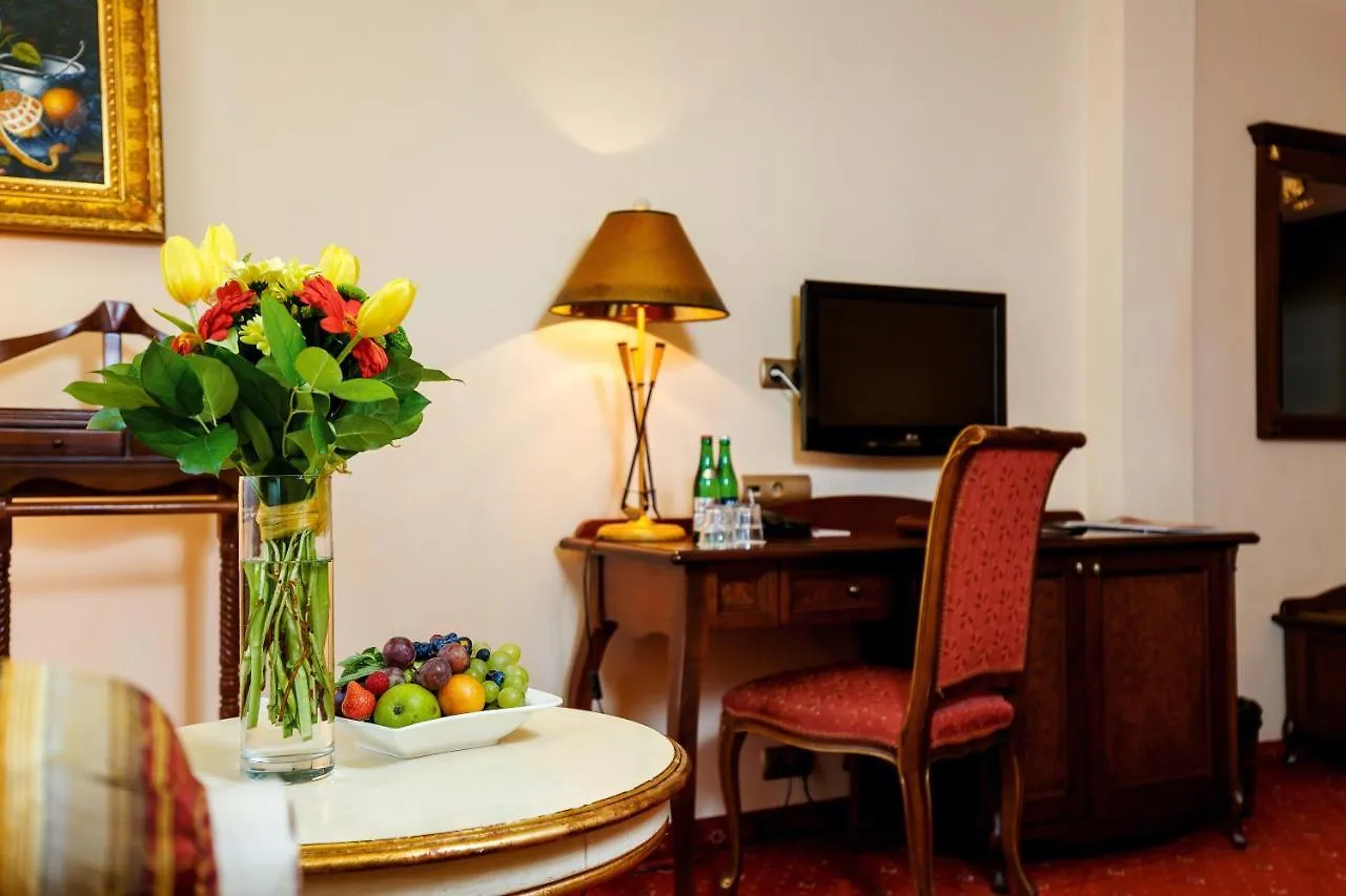 Hotel Aqua Marina Karlovy Vary 4*,  República Checa