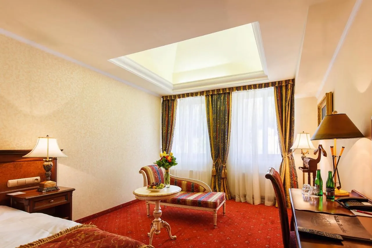 Aqua Marina Hotel Karlsbad 4*,  Tsjechië
