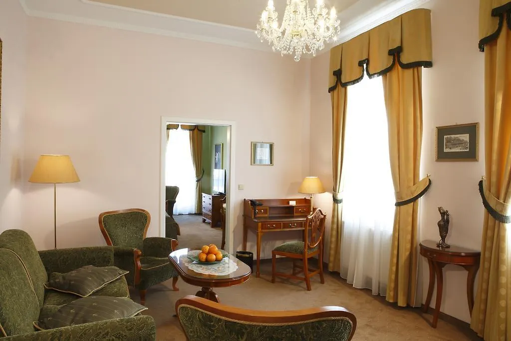 Hotel Bristol Georgy House Karlsbad