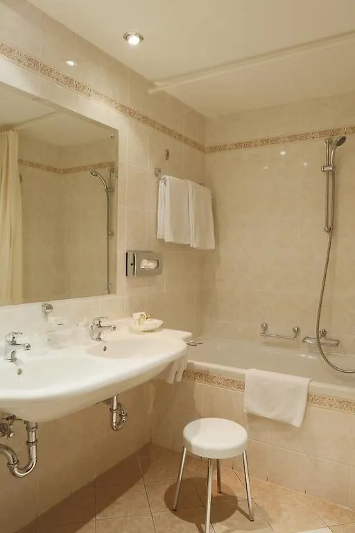 Hotel Bristol Карловы Вары