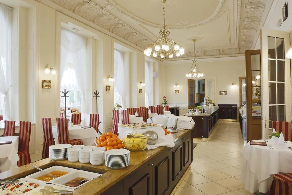 Hotel Bristol Карловы Вары