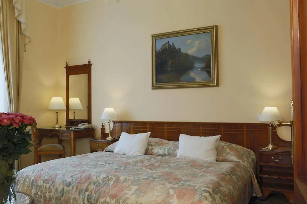 Hotel Bristol Kralovska Vila Karlsbad