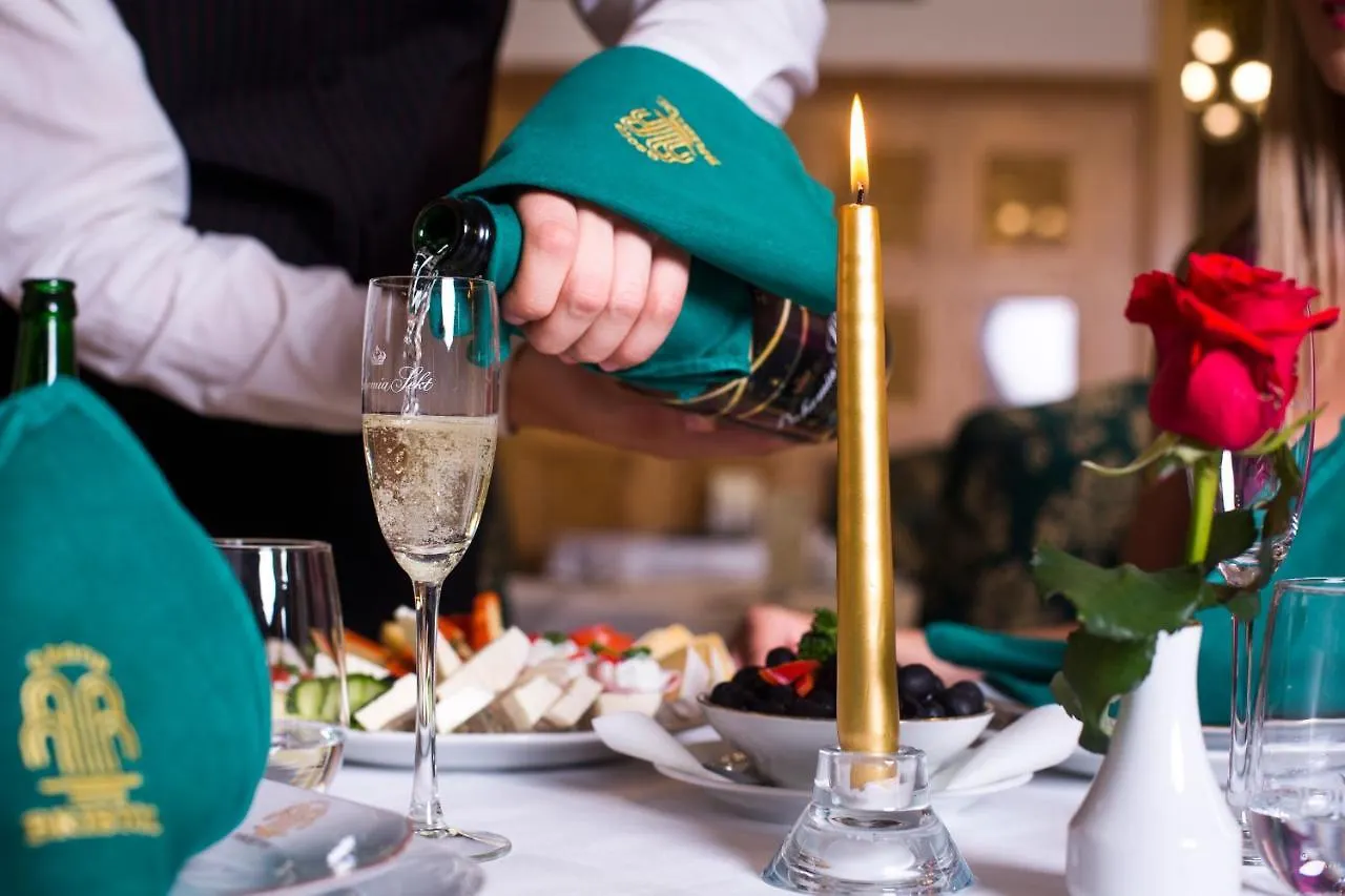 Hotel Bristol Kralovska Vila Karlsbad