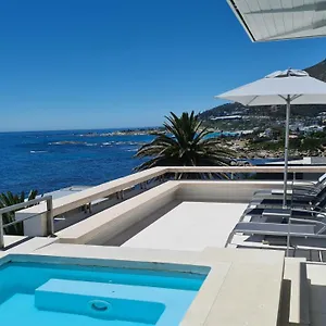 https://blue-views-villas-and-apartments.hotels-capetown.com