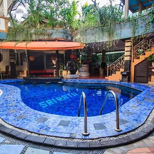 https://sri-ratu-hotel-legian-bali.ubudhotelsnow.com