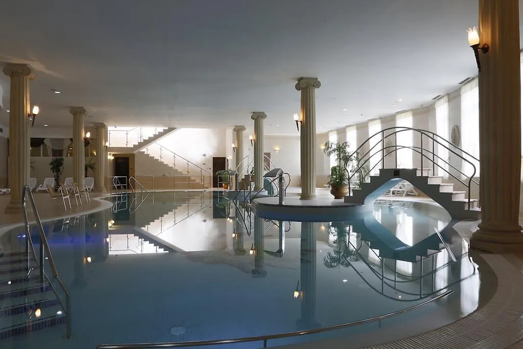 Hotel Bristol Vila Tereza Karlsbad 4*,