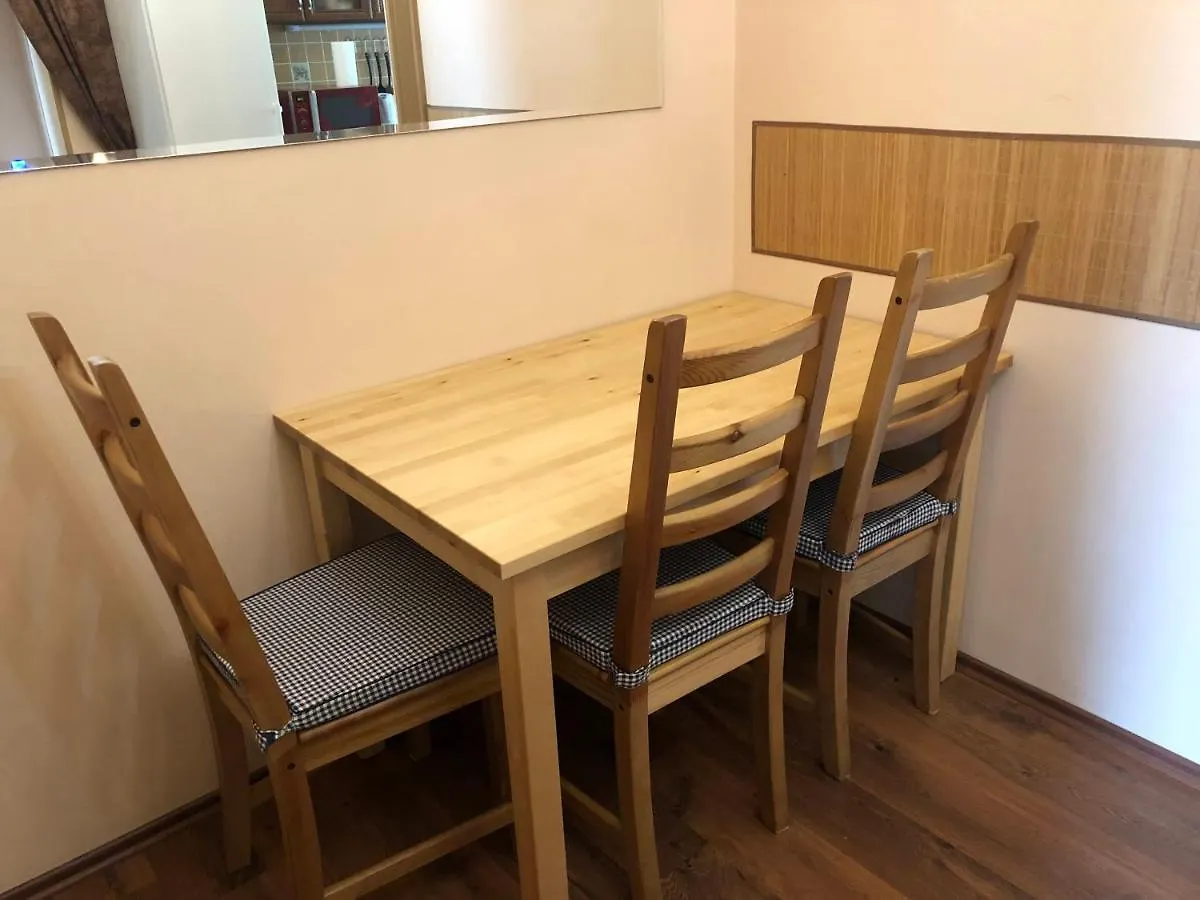 Apartament Byt S Krasnou Vyhlidkou Na Hotel Imperial Karlowe Wary