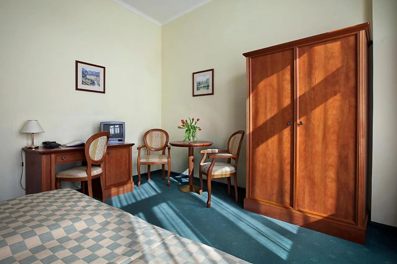 Spa Hotel Cajkovskij Karlowe Wary 4*,  Czechy