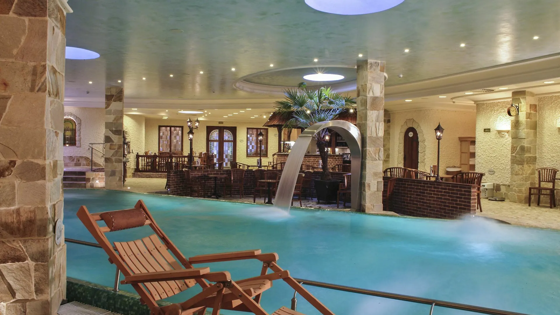 Carlsbad Plaza Medical Spa & Wellness Hotel Karlsbad