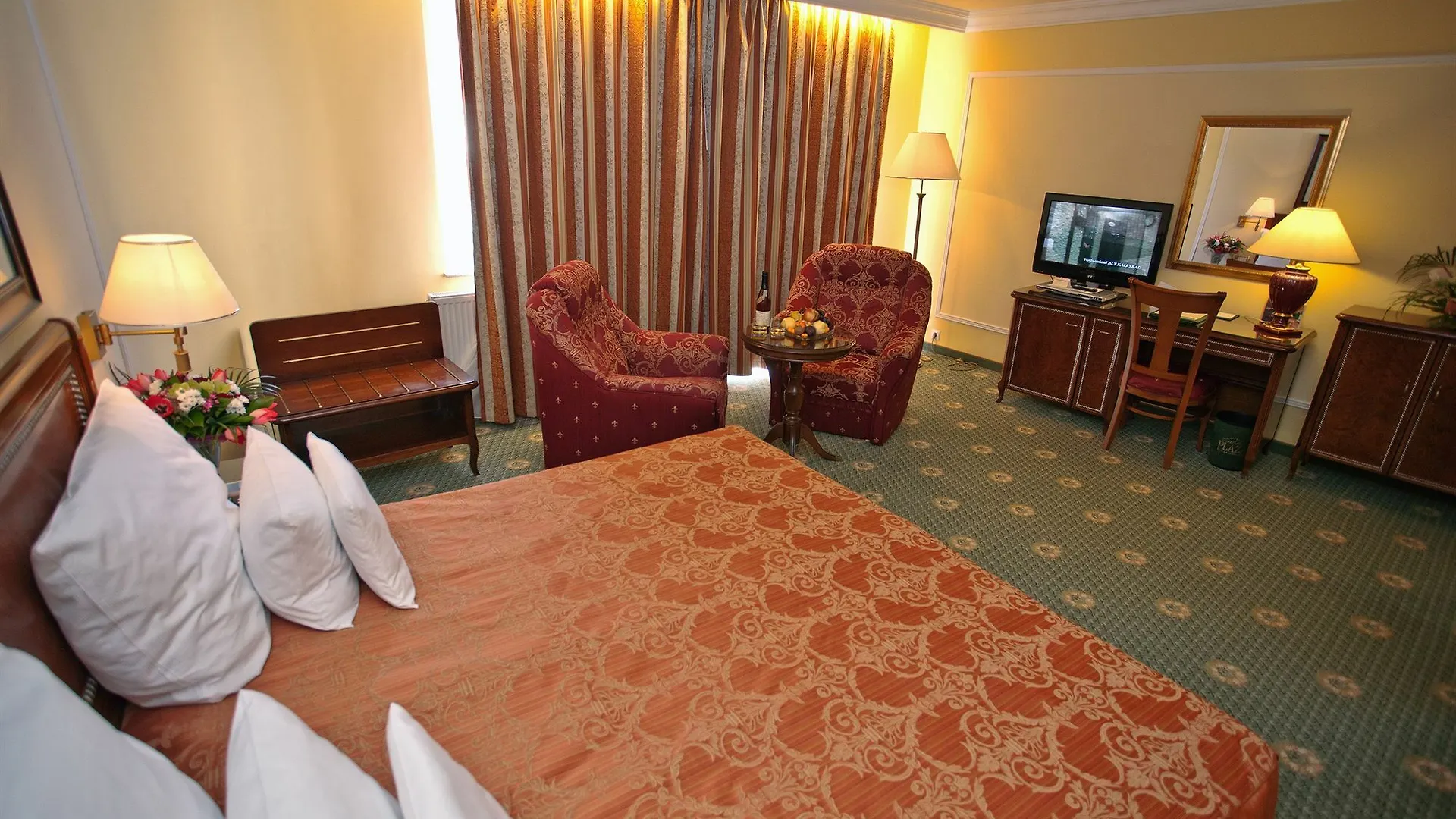 Carlsbad Plaza Medical Spa & Wellness Hotel Karlsbad