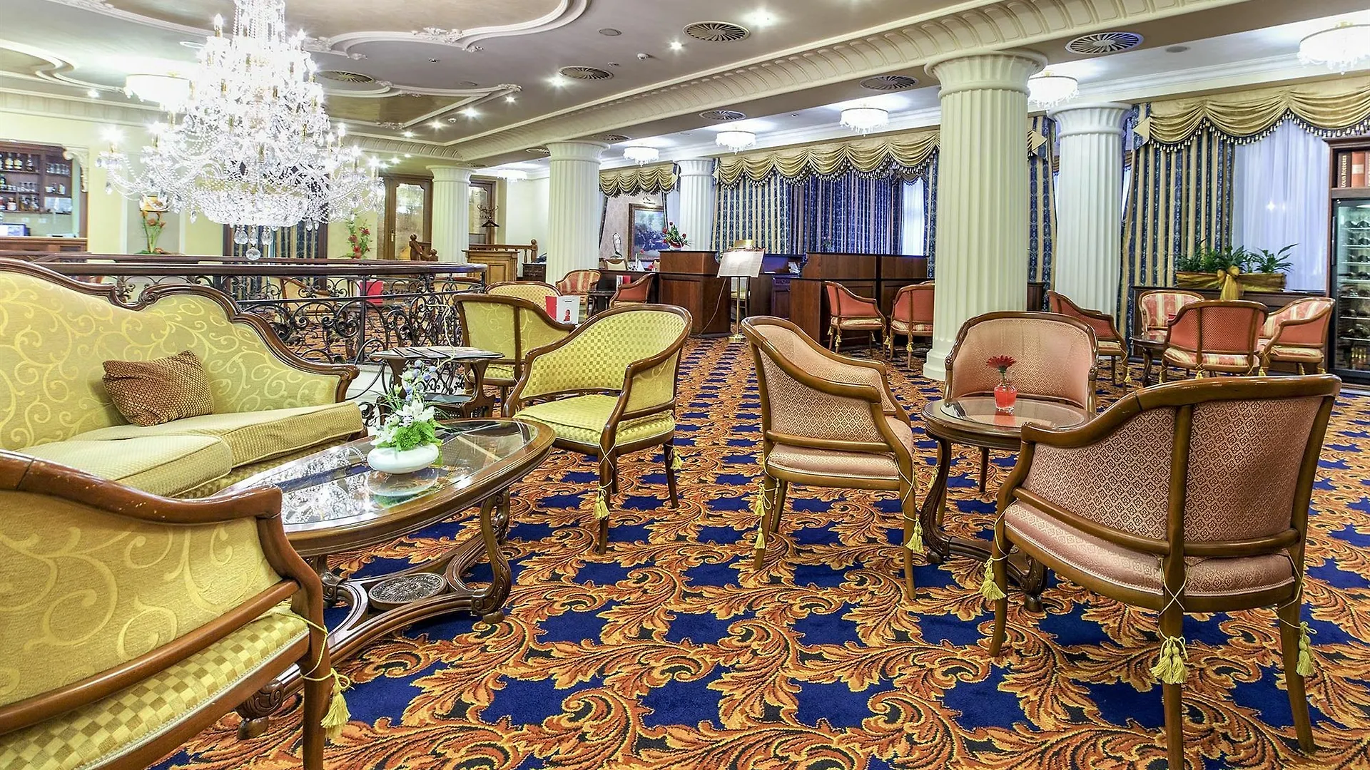 Carlsbad Plaza Medical Spa & Wellness Hotel Karlsbad 5*,