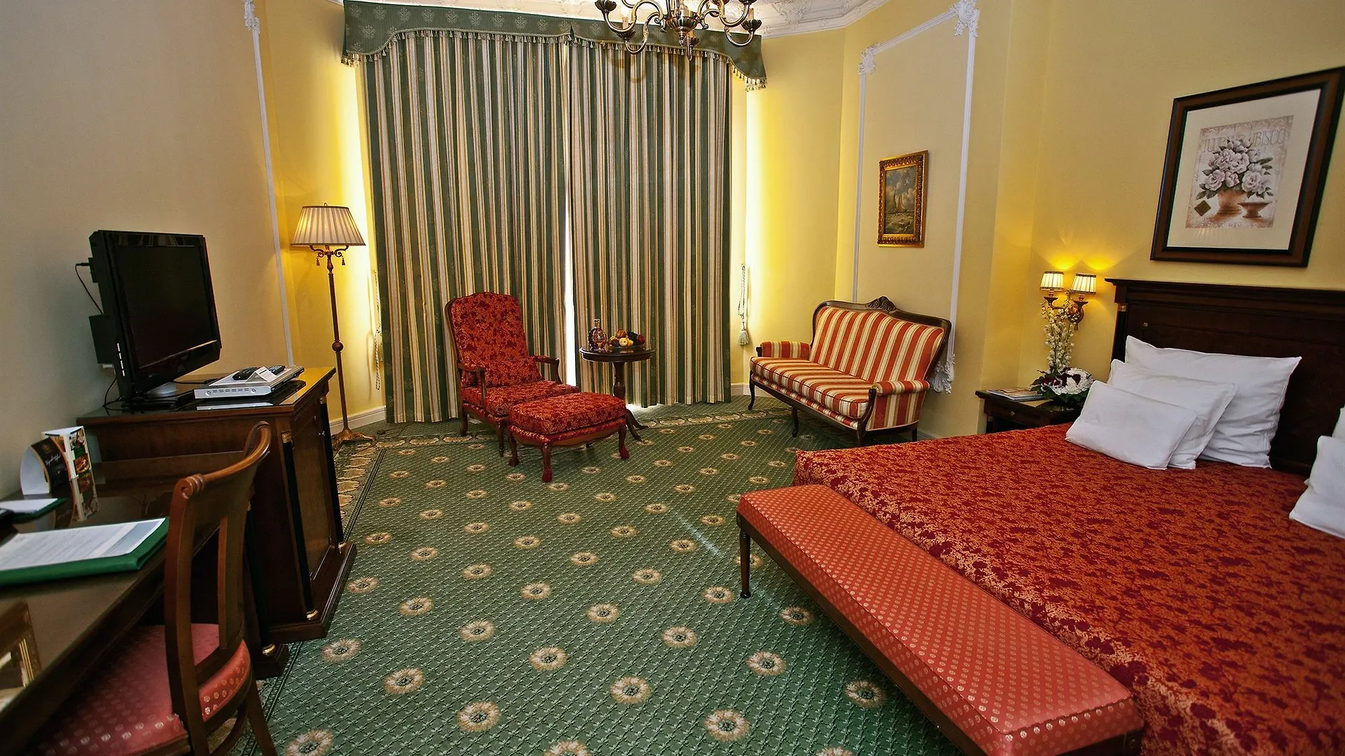 Carlsbad Plaza Medical Spa & Wellness Hotel Karlsbad