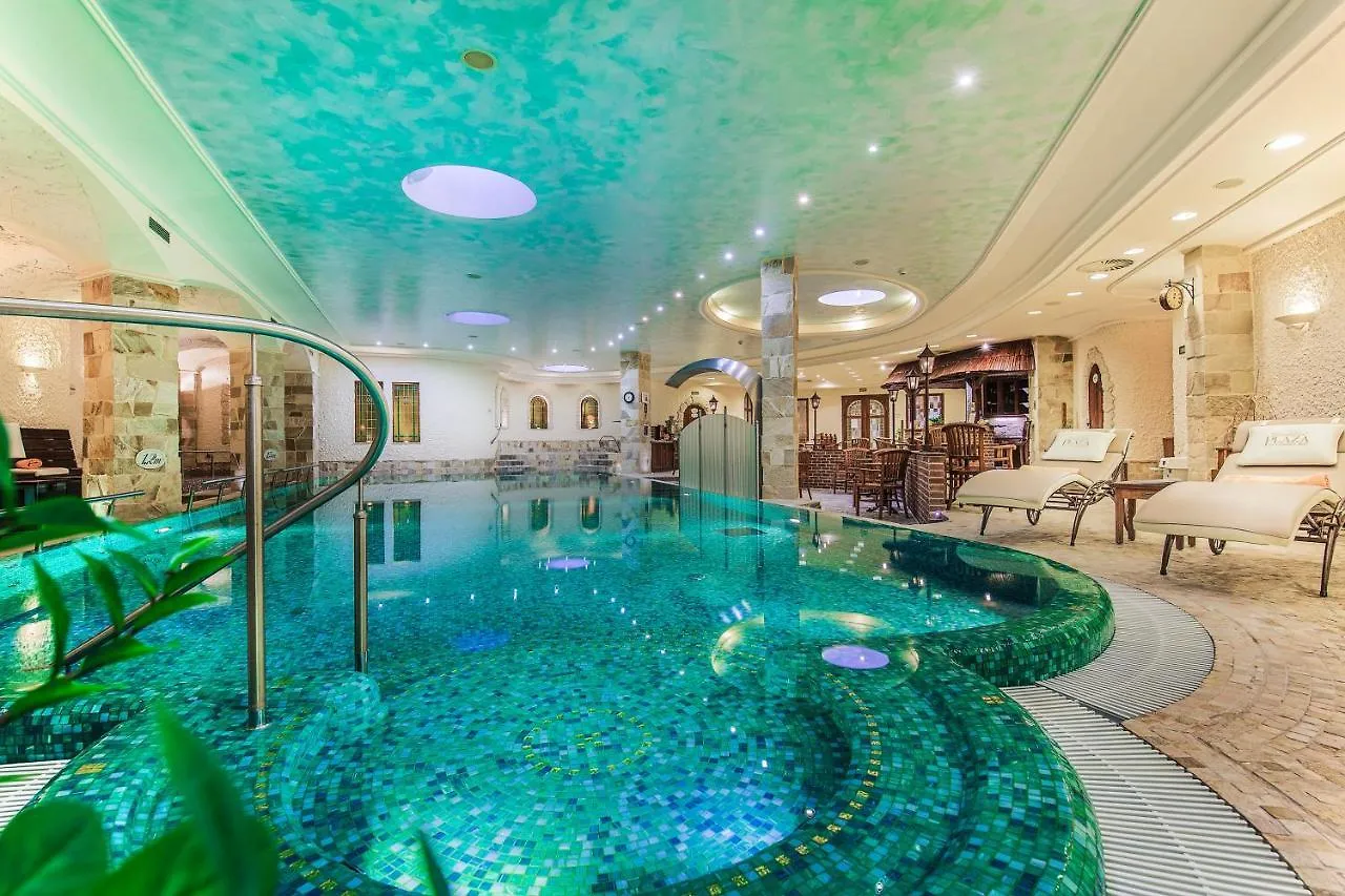 Carlsbad Plaza Medical Spa & Wellness Hotel Karlovy Vary