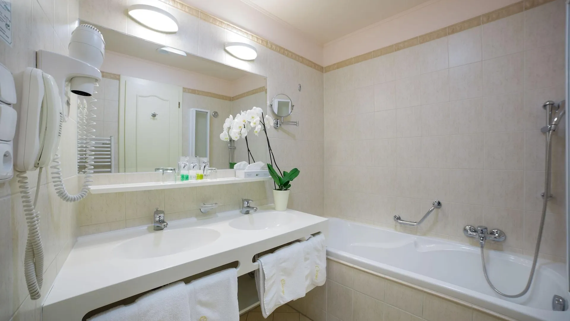 Interhotel Central Karlsbad 4*,  Tschechische Republik