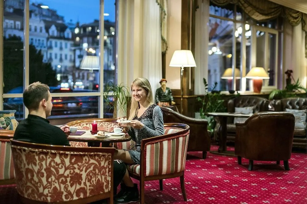 Interhotel Central Karlovy Vary 4*,