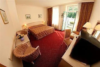 Interhotel Central Karlovy Vary Szálloda