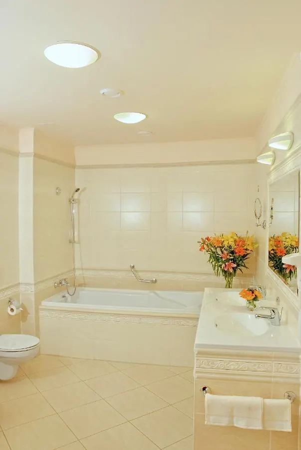 Interhotel Central Карловы Вары Отель