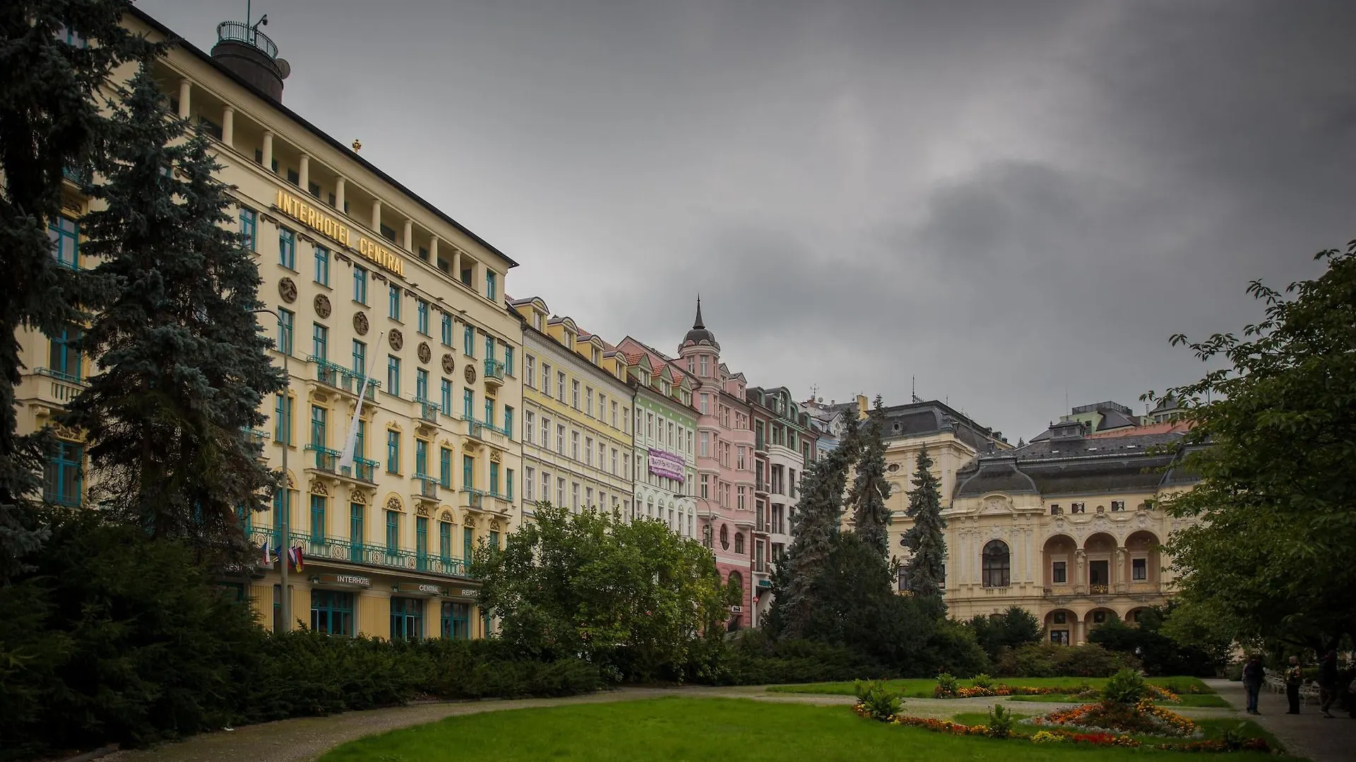 **** Отель Interhotel Central Карловы Вары Чехия