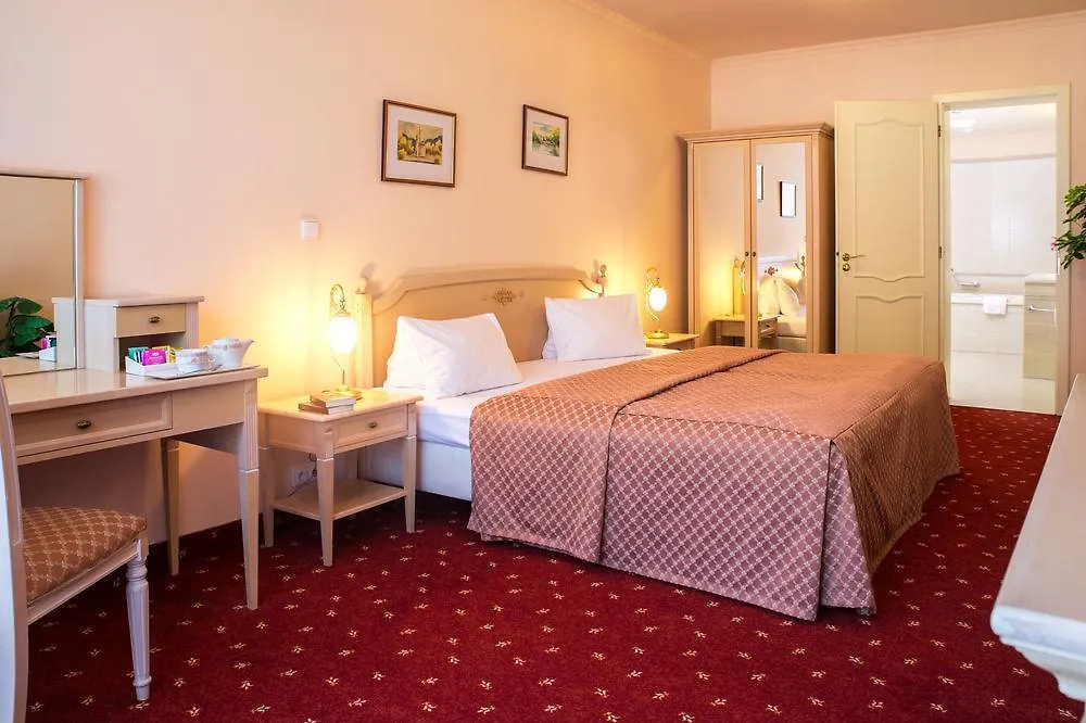 Interhotel Central Карловы Вары Отель