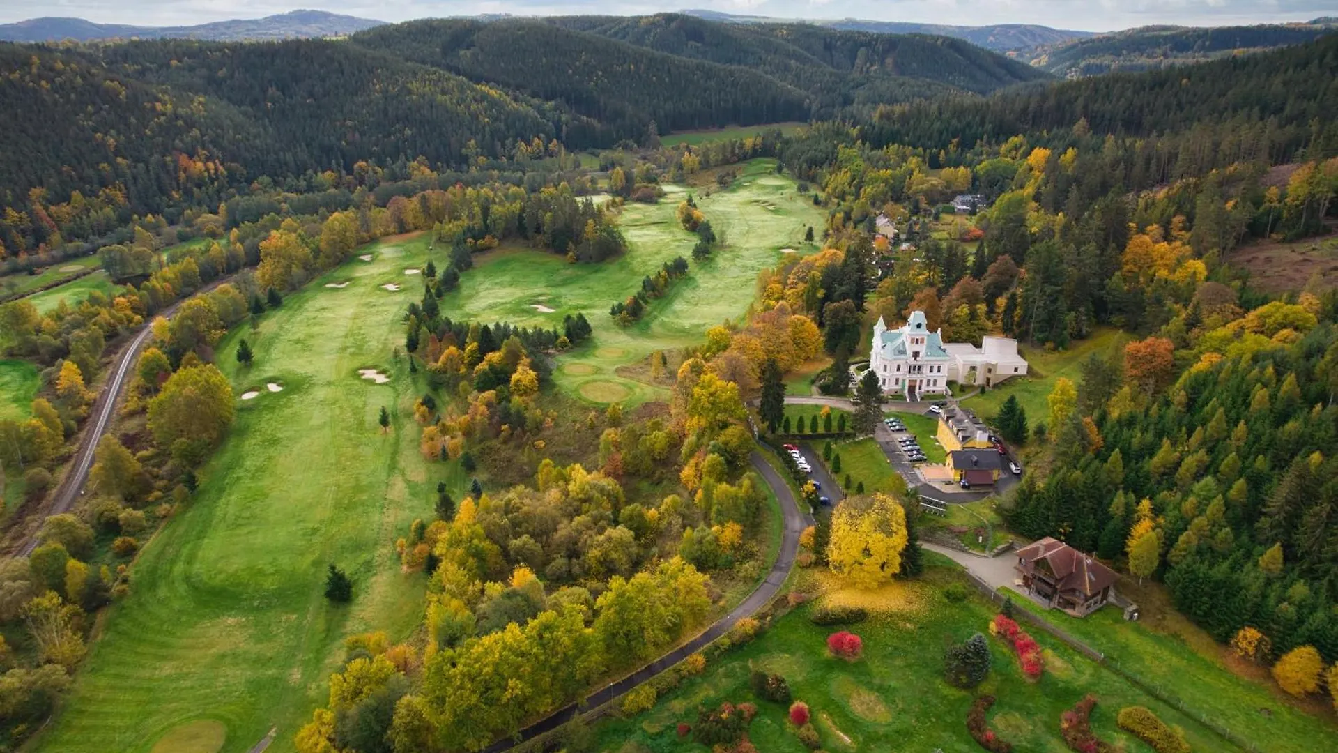 Hotel Chateau Cihelny Карловы Вары