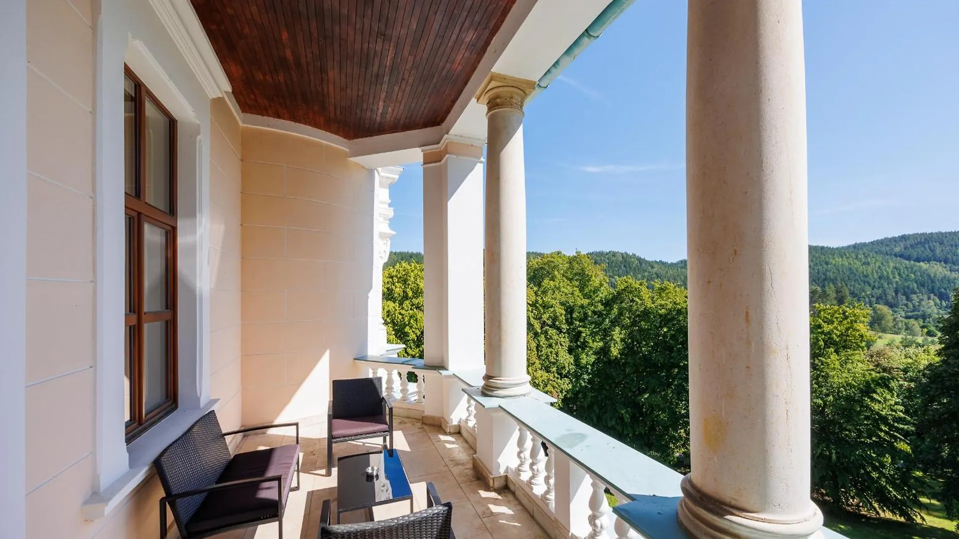 Hotel Chateau Cihelny Карловы Вары