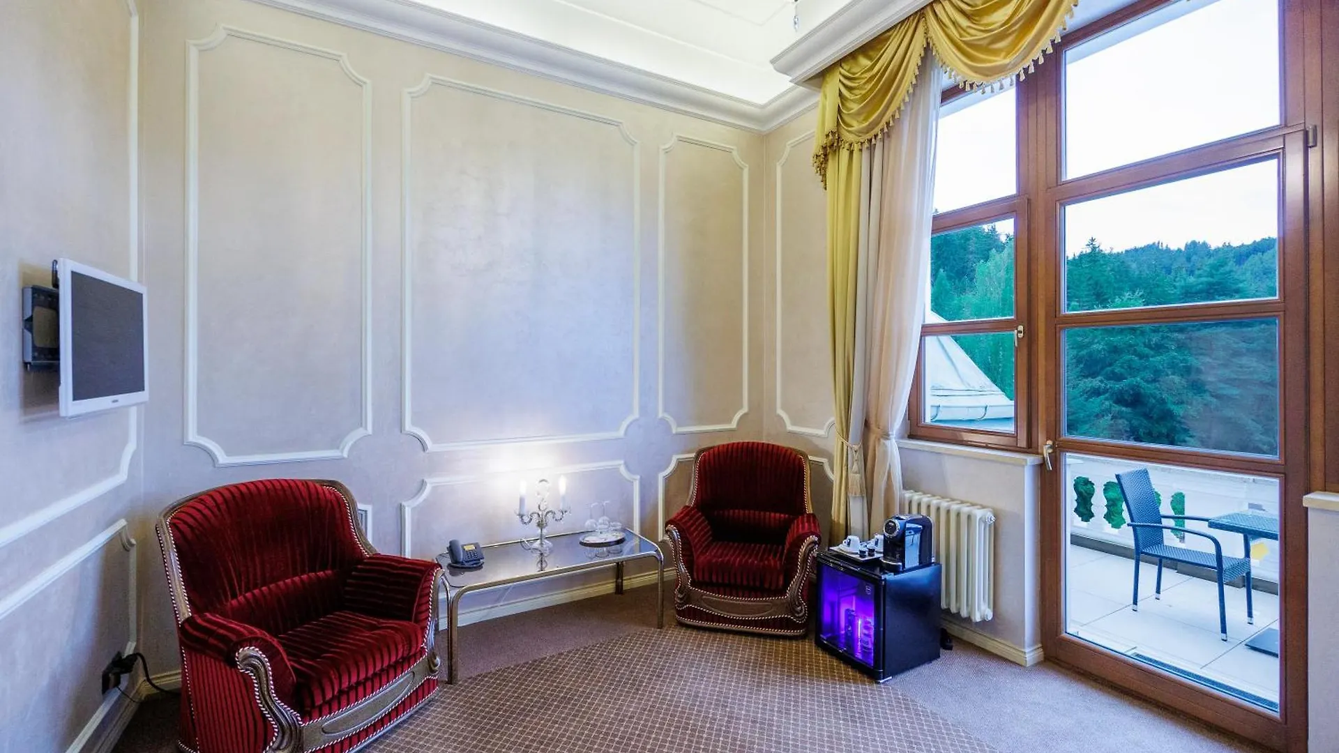 Hotel Chateau Cihelny Карловы Вары