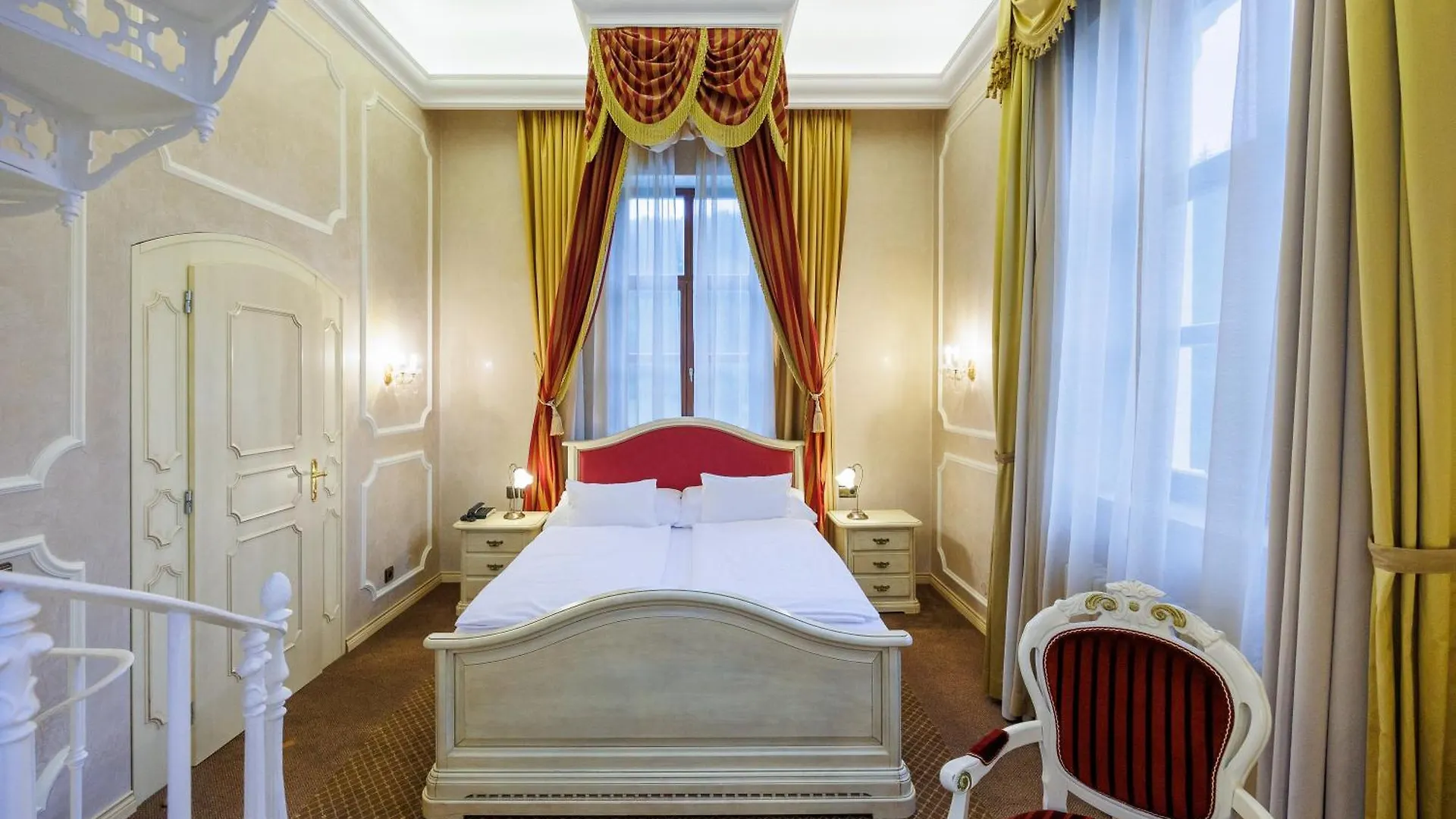 ****  Hotel Chateau Cihelny Карловы Вары Чехия