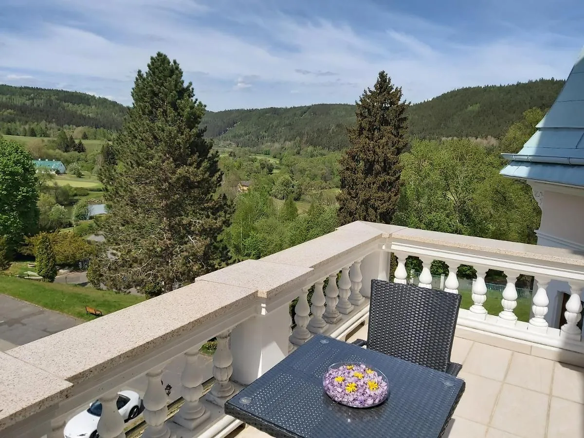 Hotel Chateau Cihelny Karlsbad 4*,  Tschechische Republik
