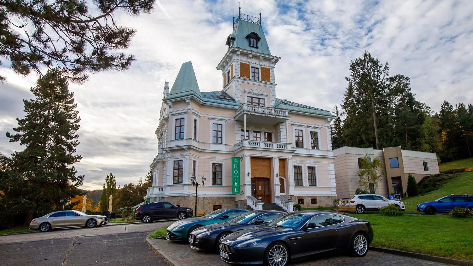 Hotel Chateau Cihelny Karlsbad 4*,  Tschechische Republik