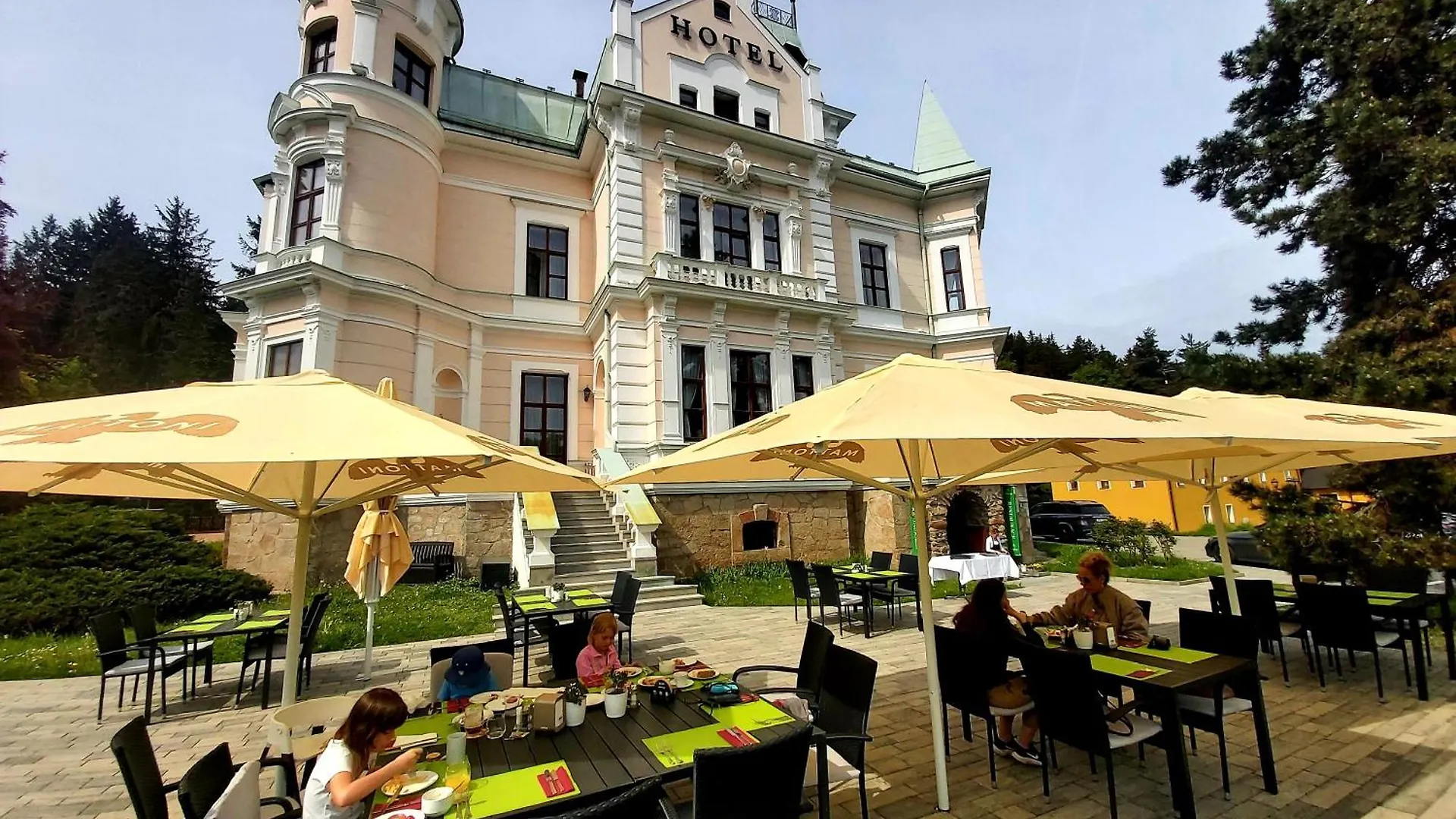 Hotel Chateau Cihelny Karlsbad