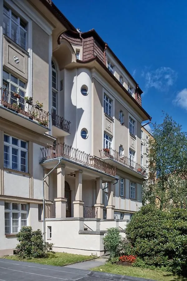 Villa Deluxe Apartments Karlsbad