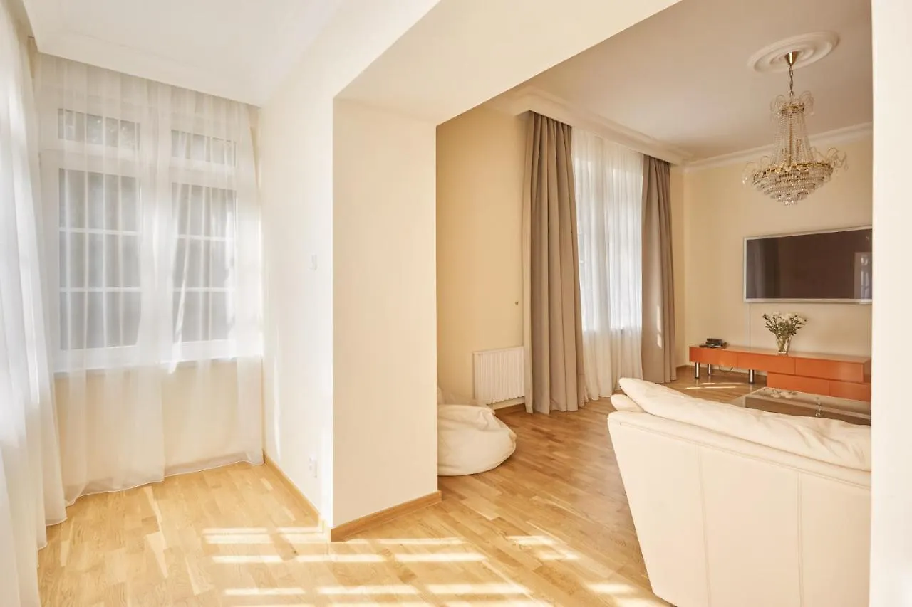 Villa Deluxe Apartments Karlsbad
