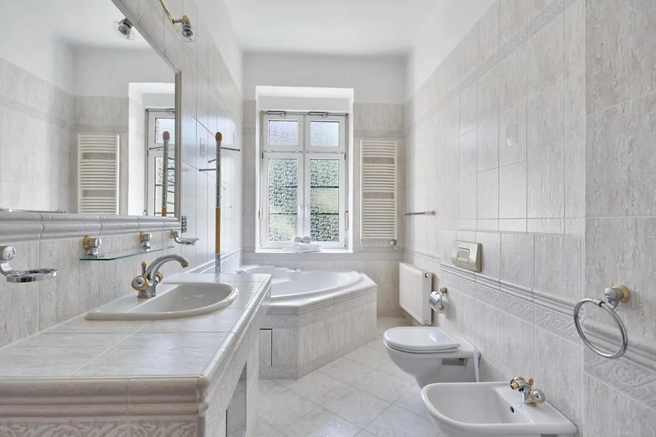 Villa Deluxe Apartments Karlsbad