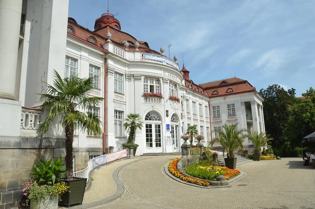 Hotel Derby Karlsbad 3*,