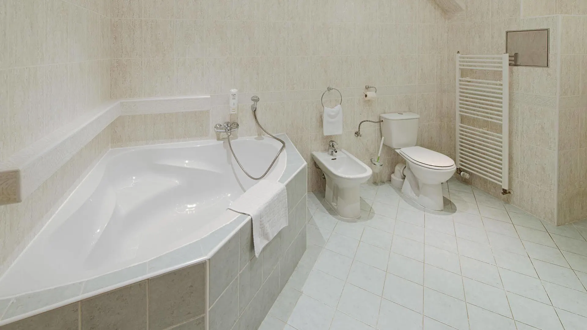 Hotel Derby Karlsbad 3*,