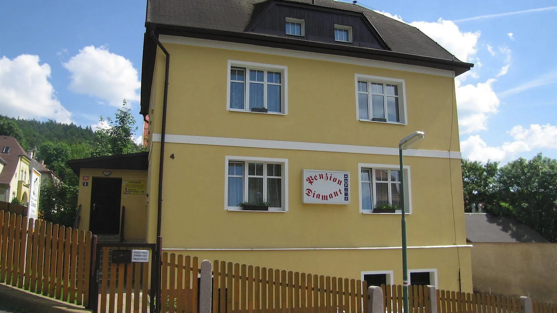 Gasthaus Diamant Karlovy Vary 3*,