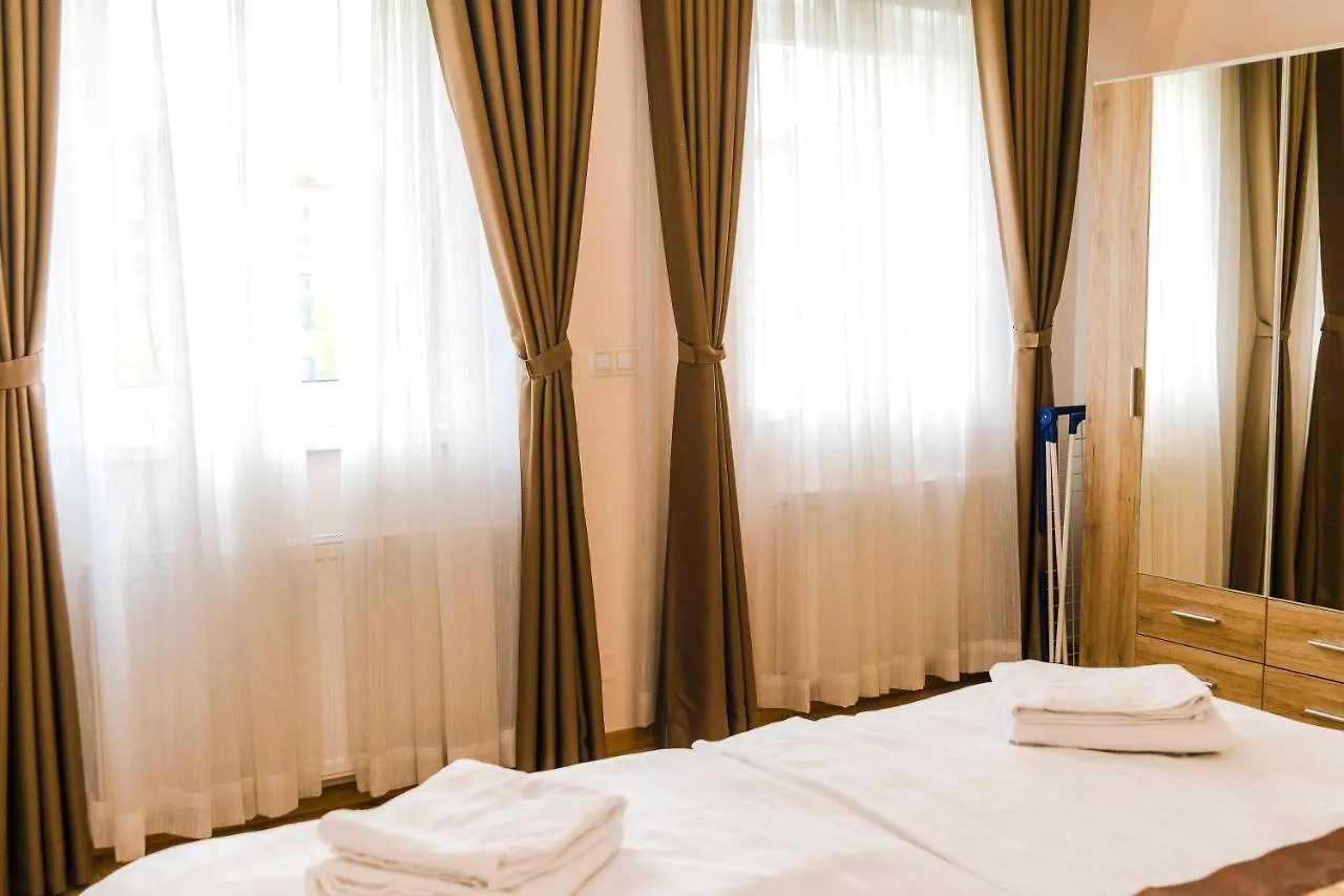 Diana Apartments Karlovy Vary 0*,