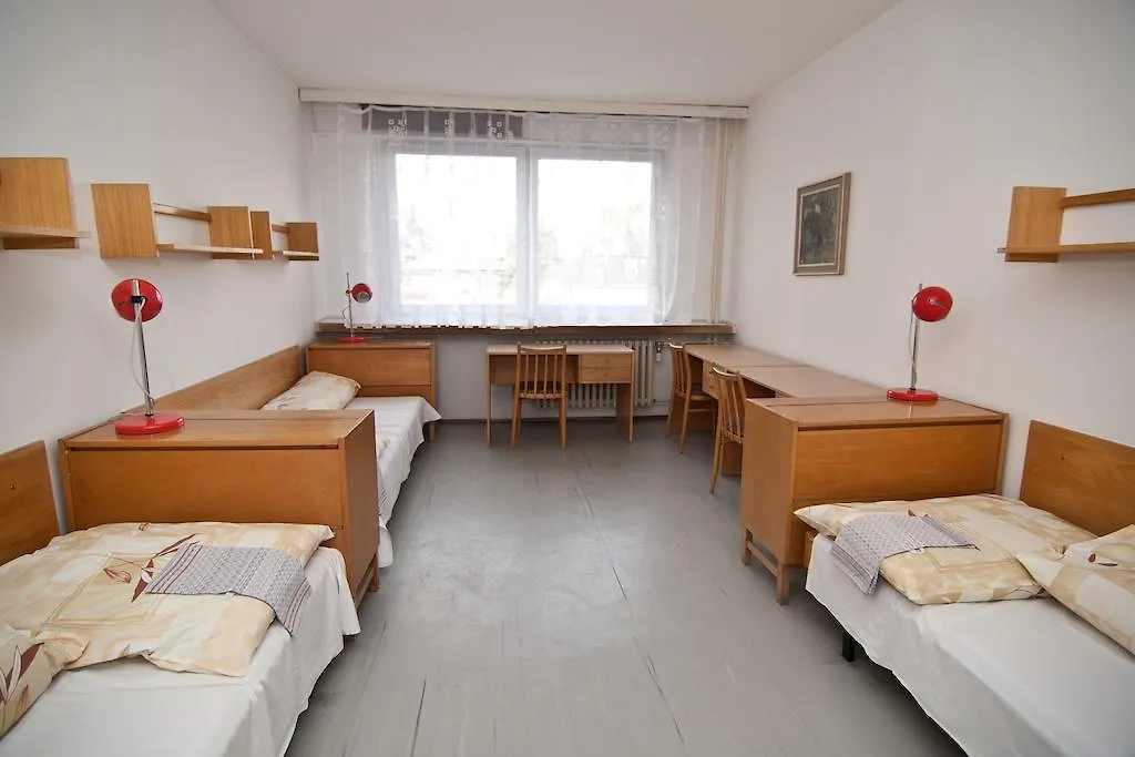Domov Mladeze A Skolni Jidelna Karlovy Vary Hotel 0*,  Czech Republic